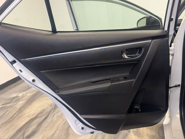 Used 2016 Toyota Corolla S FWD image 38