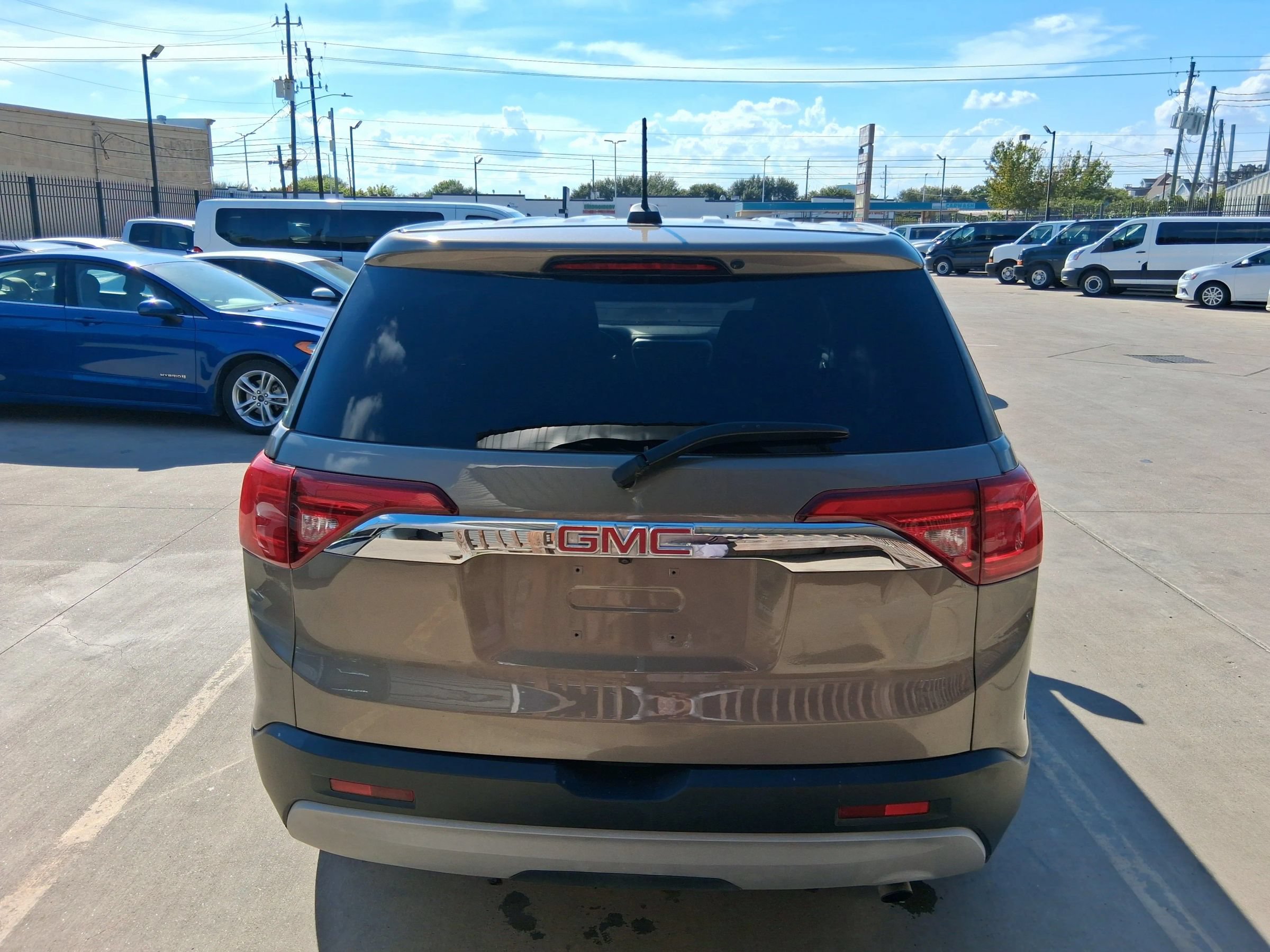 Used 2019 GMC Acadia SLE AWD/4WD image 6