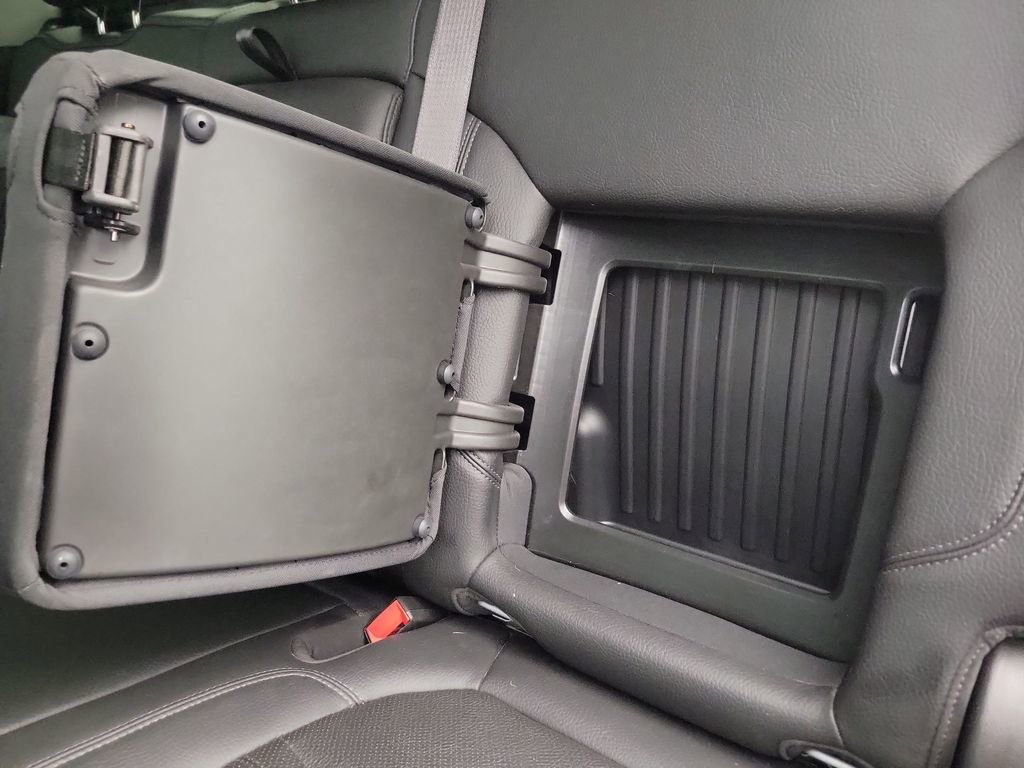 Used 2023 GMC Sierra 3500 Denali w/ Denali Ultimate Package AWD/4WD image 19