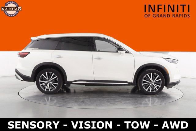 Used 2023 INFINITI QX60 Sensory image 2