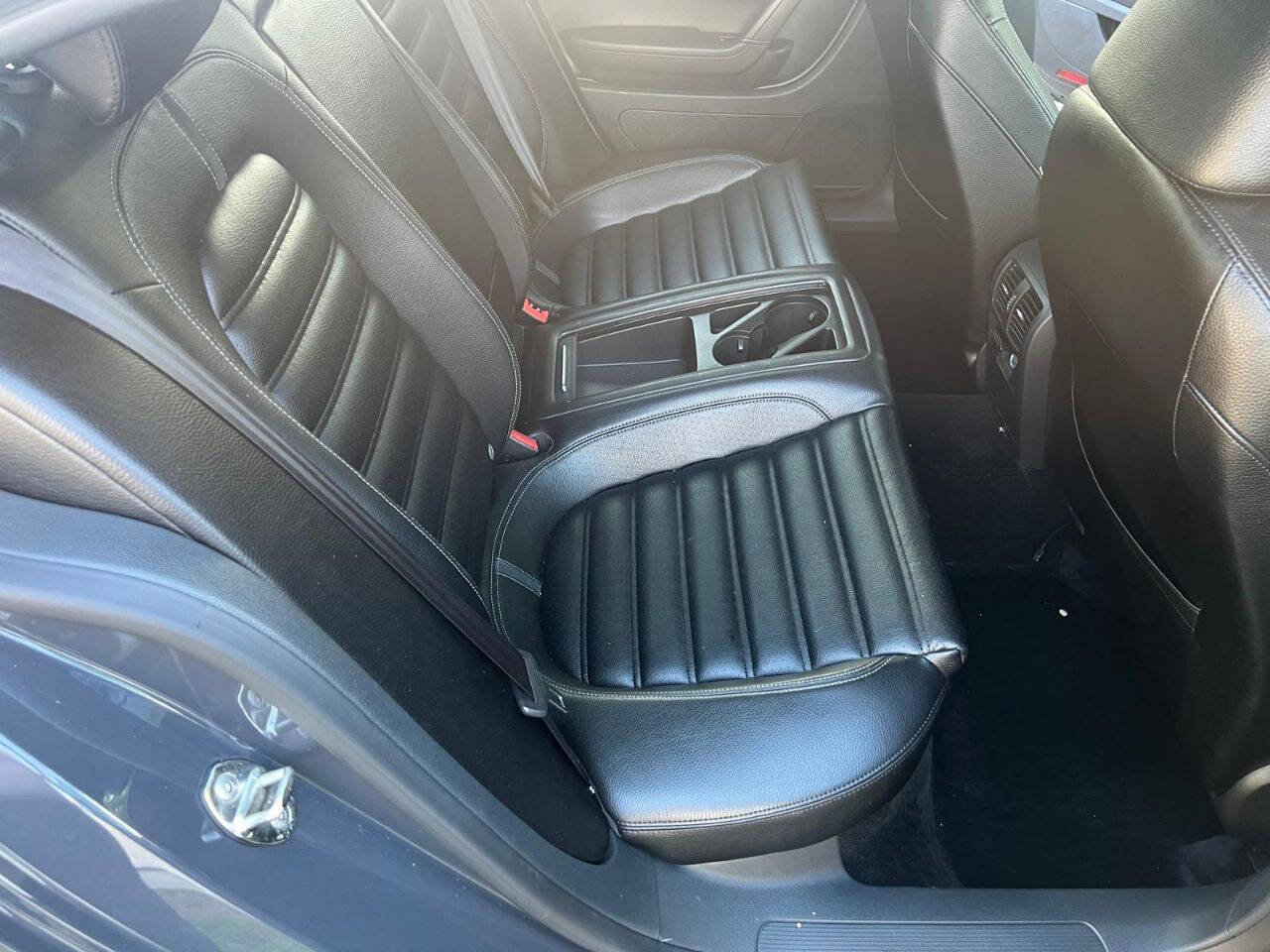 Used 2012 Volkswagen CC Sport image 17