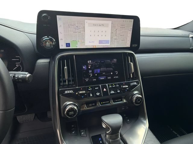 Used 2023 Lexus LX 600 4WD w/ Interior Upgrade Package image 25