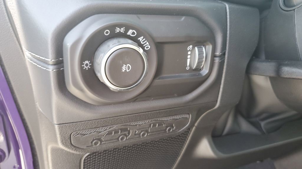 New 2026 Jeep Wrangler Unlimited Rubicon w/ Safety Group image 23