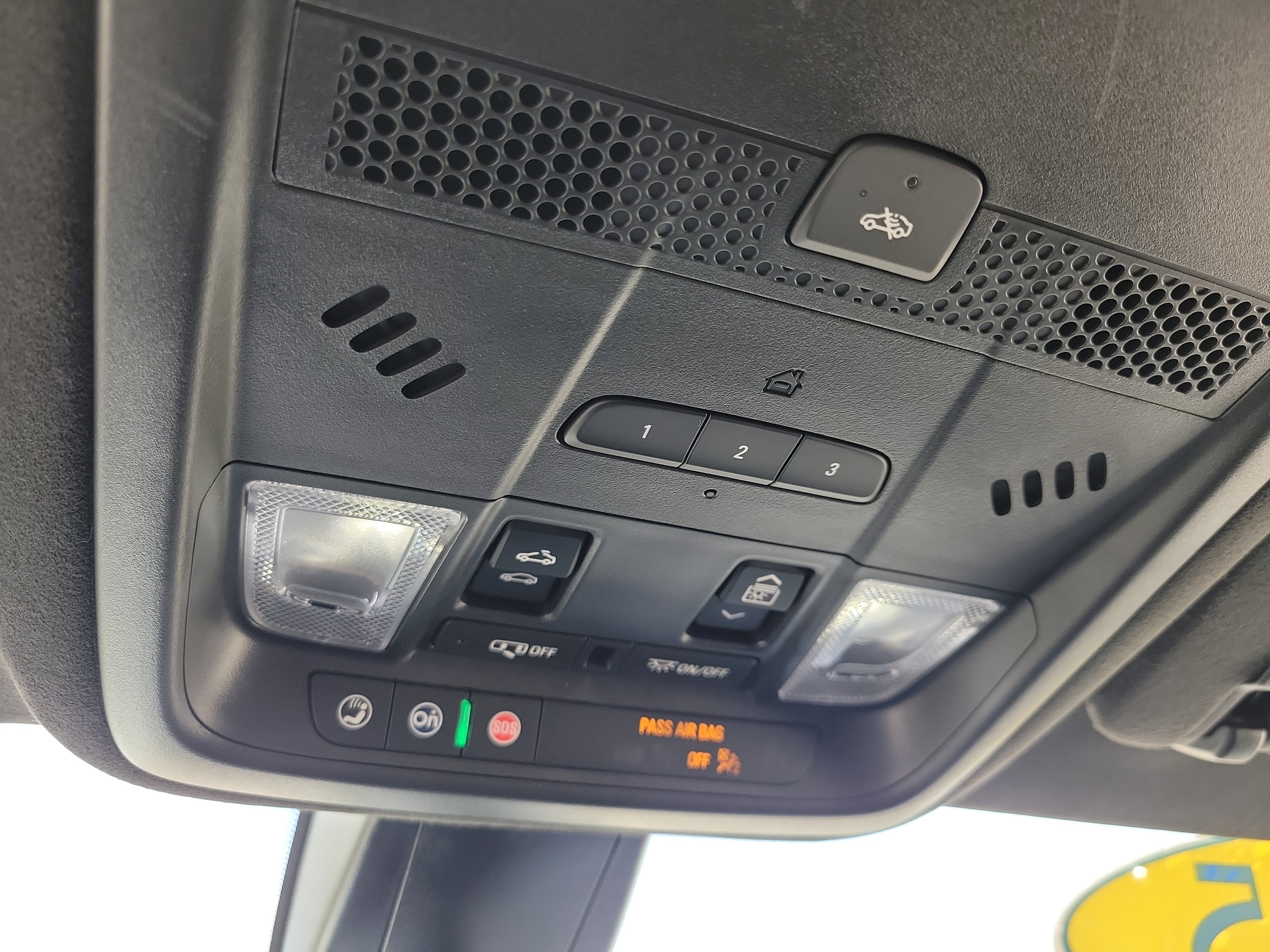 Certified 2025 Cadillac XT6 Premium Luxury w/ Platinum Package AWD/4WD image 19