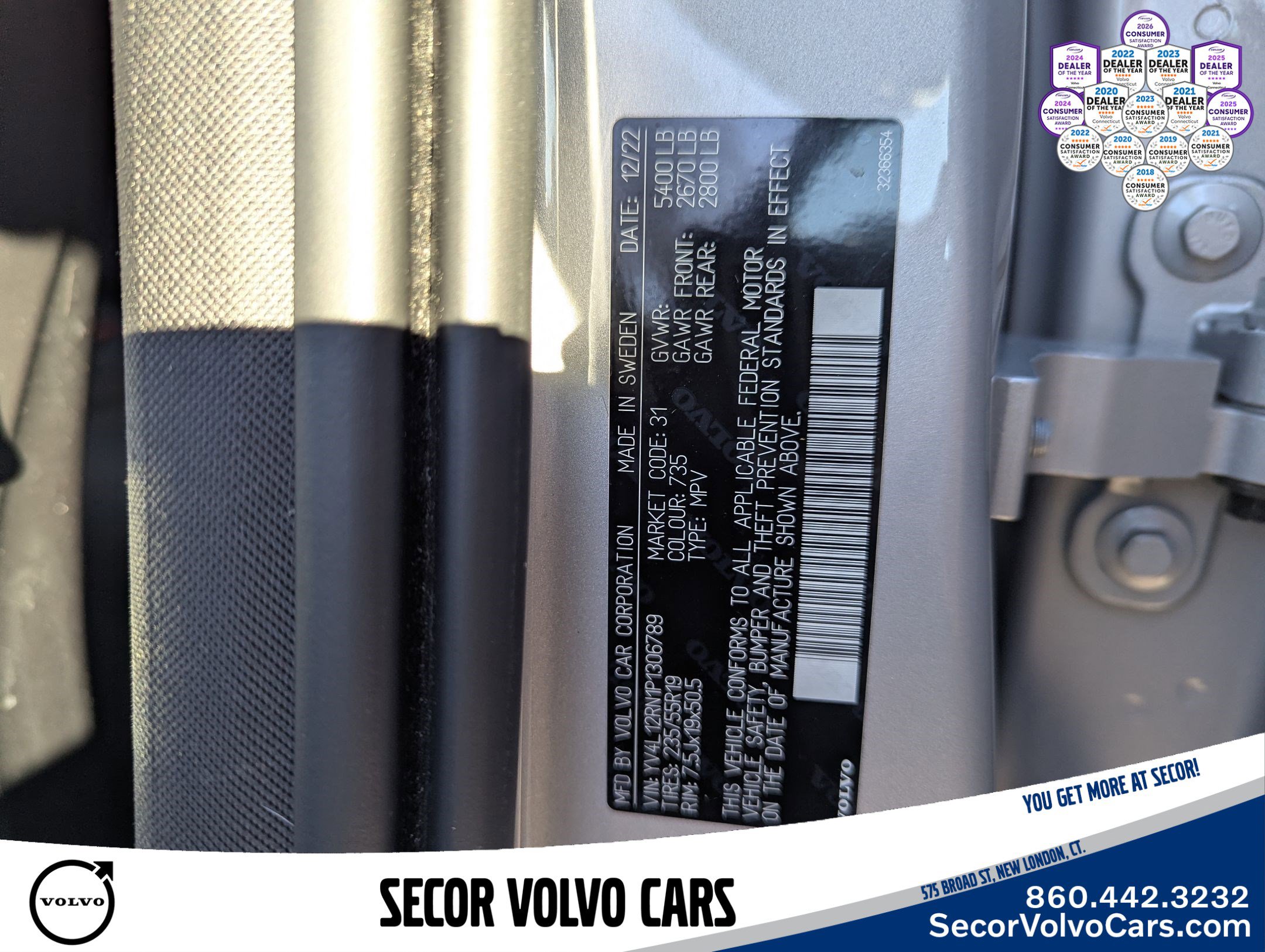 Certified 2023 Volvo XC60 B5 Plus image 30