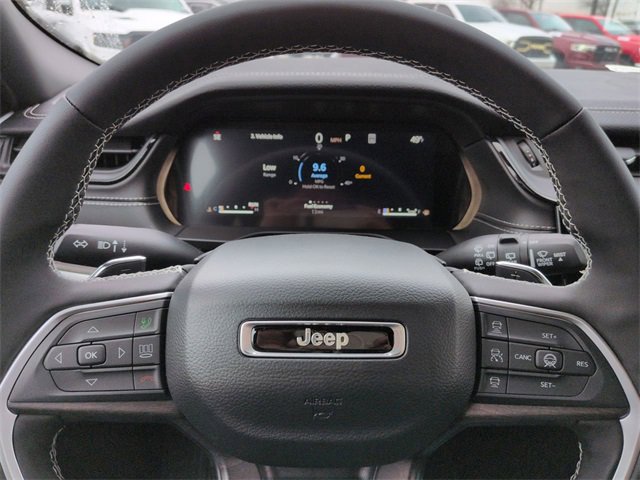 New 2026 Jeep Grand Cherokee Altitude image 28