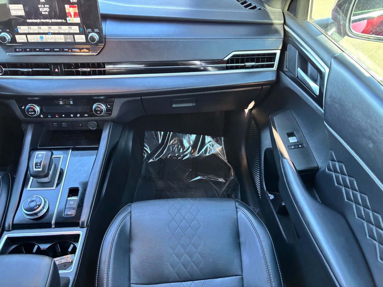 Used 2024 Mitsubishi Outlander SEL image 17