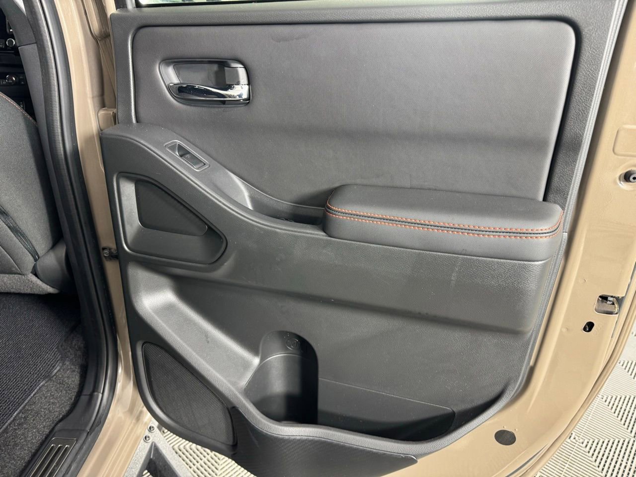 Used 2023 Nissan Frontier PRO-4X w/ Pro Convenience Package image 25