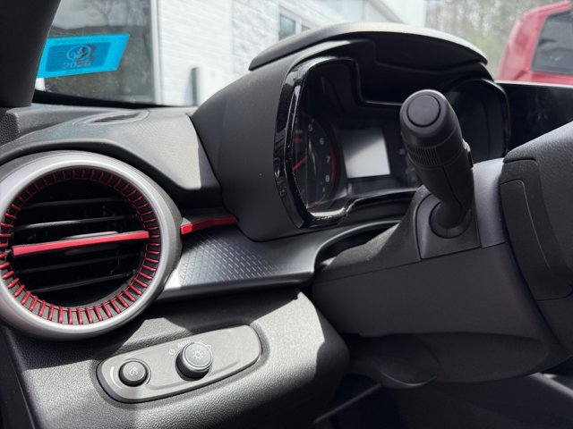 Certified 2024 Chevrolet Trax RS w/ Driver Confidence Package FWD image 21