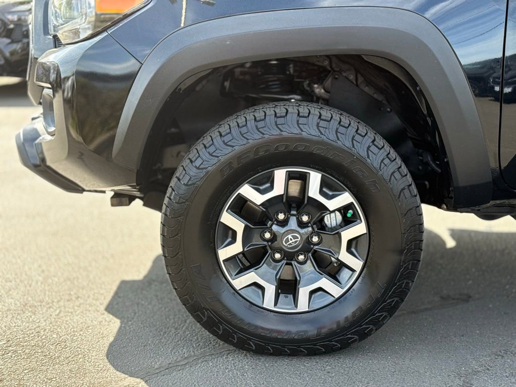 Used 2020 Toyota Tacoma TRD Off-Road image 9