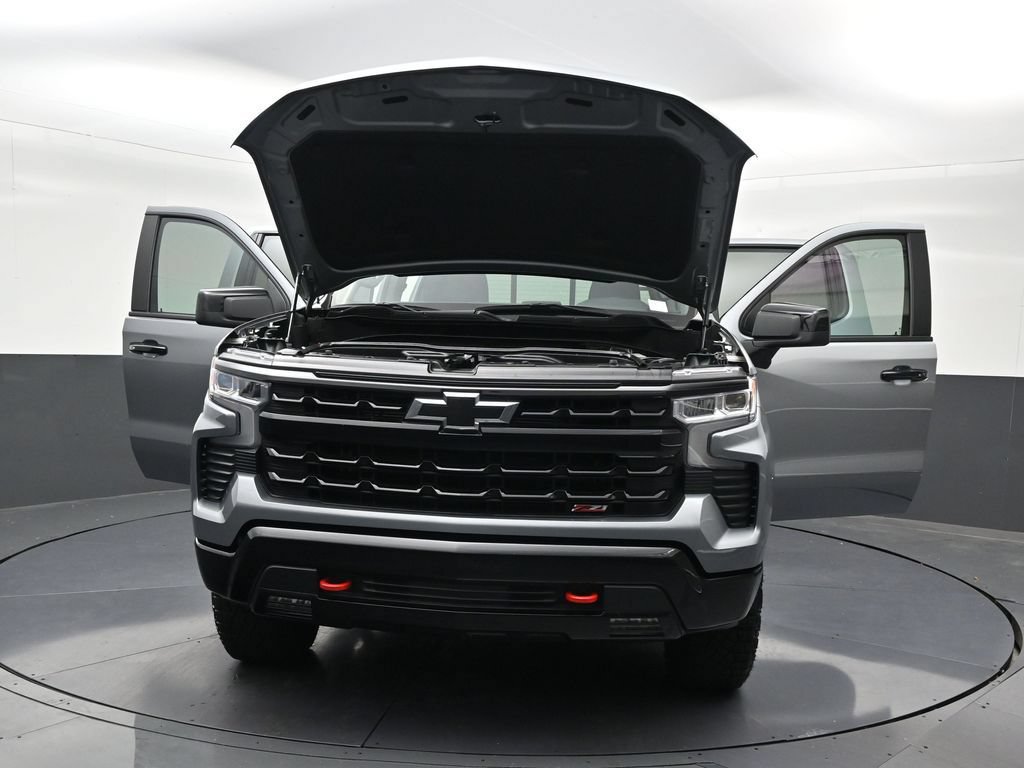 Used 2024 Chevrolet Silverado 1500 LT Trail Boss w/ Convenience Package II AWD/4WD image 38