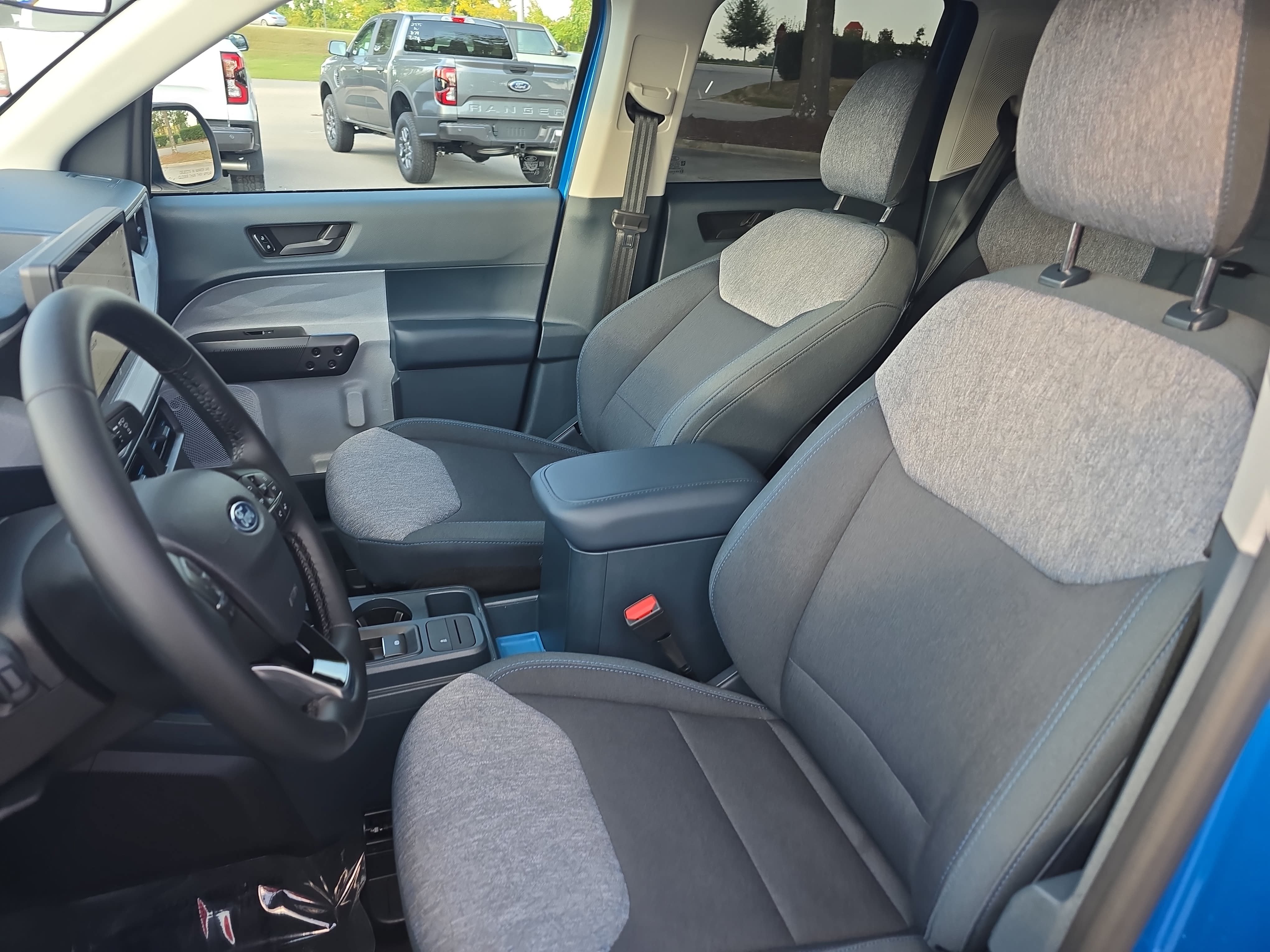 Used 2025 Ford Maverick XLT w/ XLT Luxury Package FWD image 15