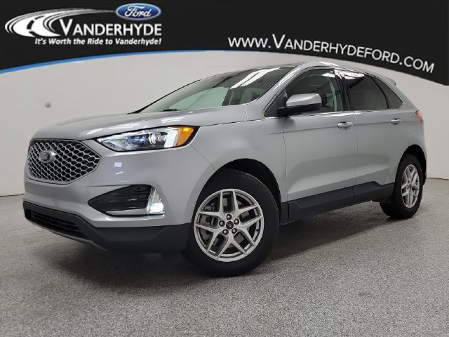 Used 2024 Ford Edge SEL w/ Convenience Package