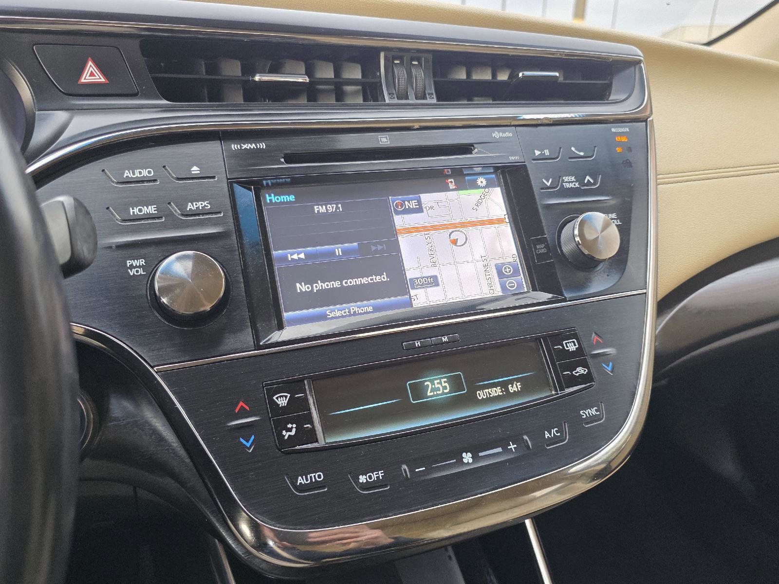 Used 2018 Toyota Avalon Limited FWD image 22