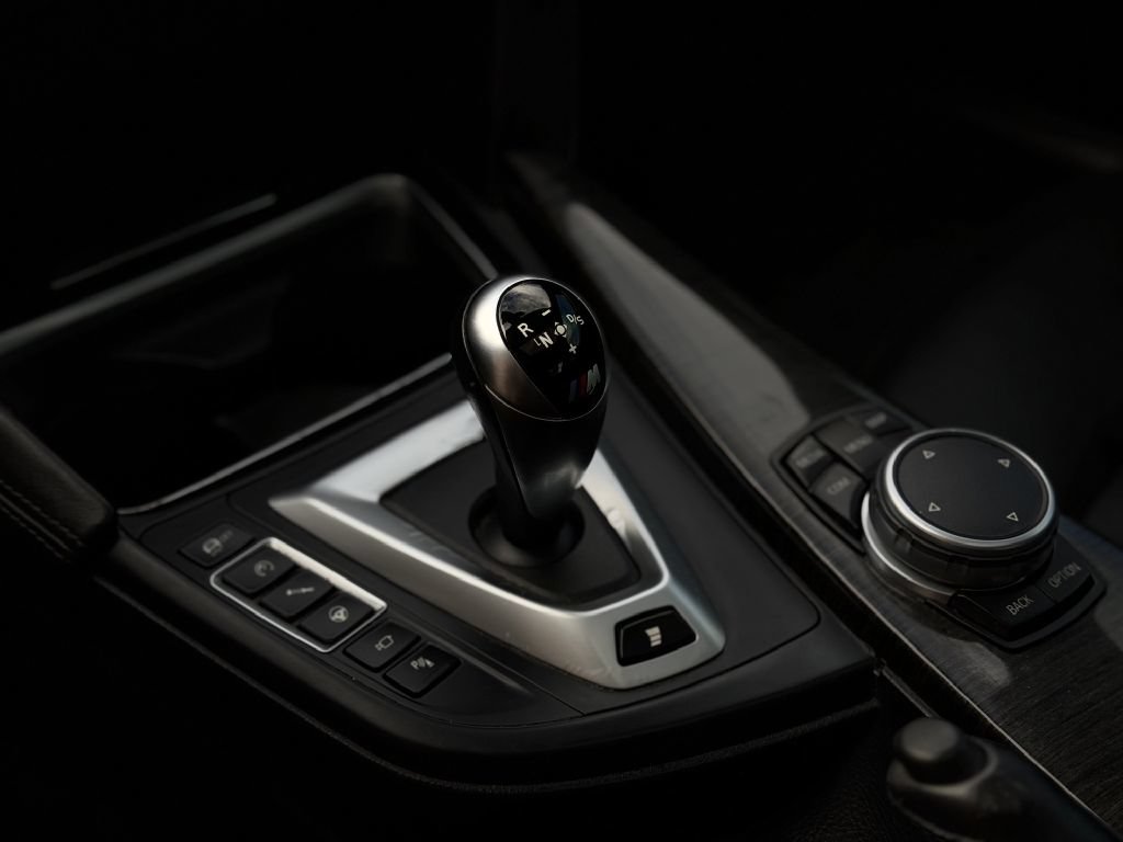 Used 2017 BMW M4 Coupe RWD image 12