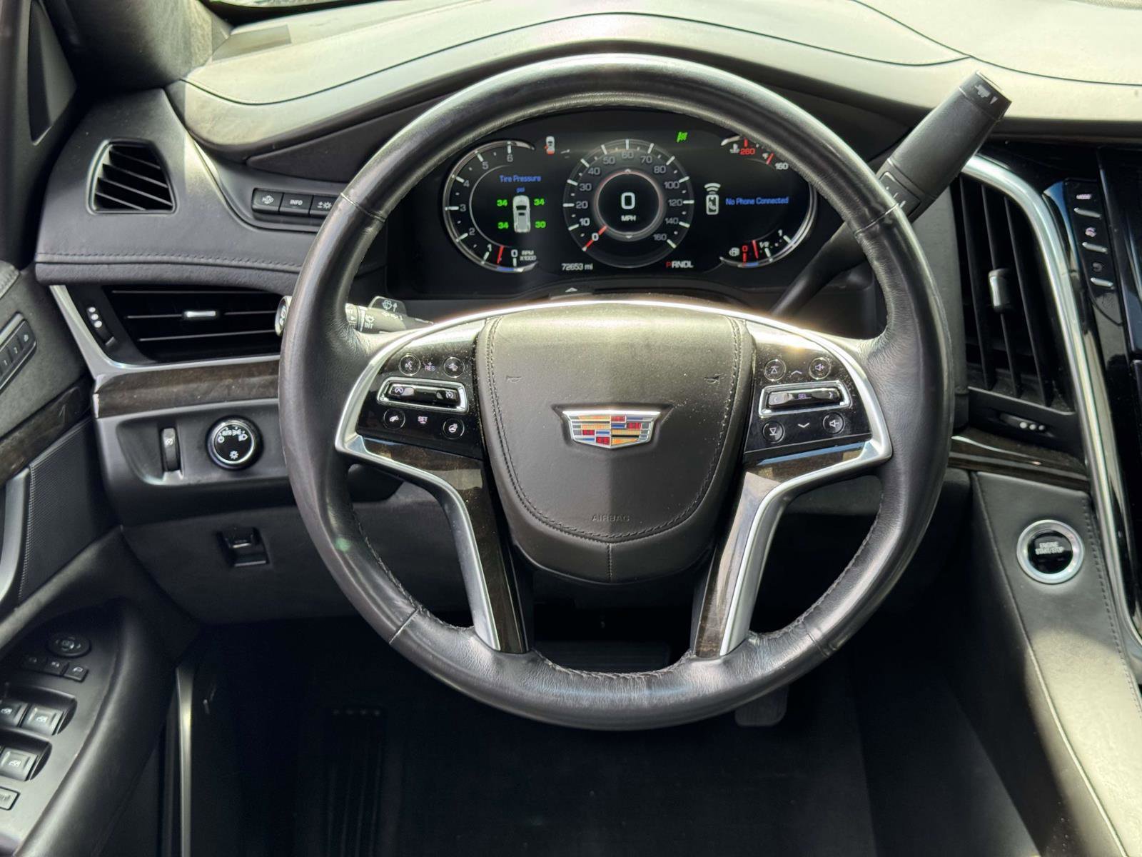 Used 2019 Cadillac Escalade Platinum AWD/4WD image 12