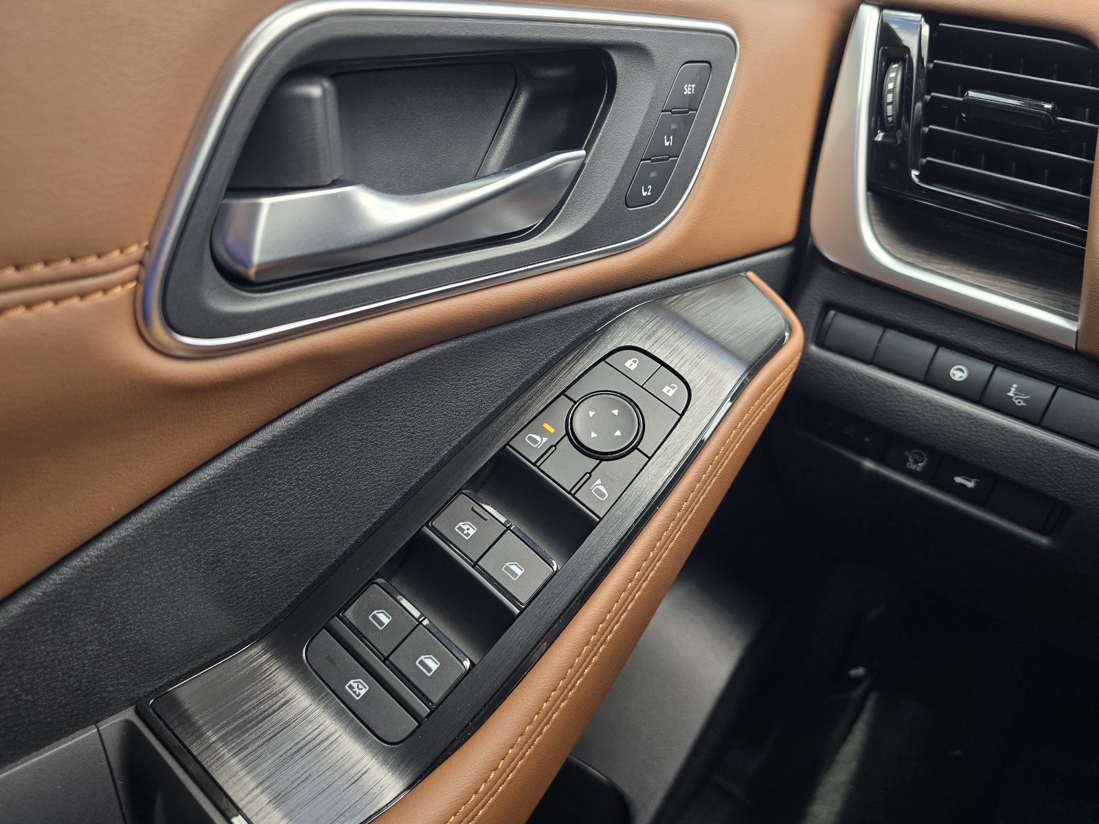 New 2026 Nissan Rogue Platinum AWD/4WD image 23