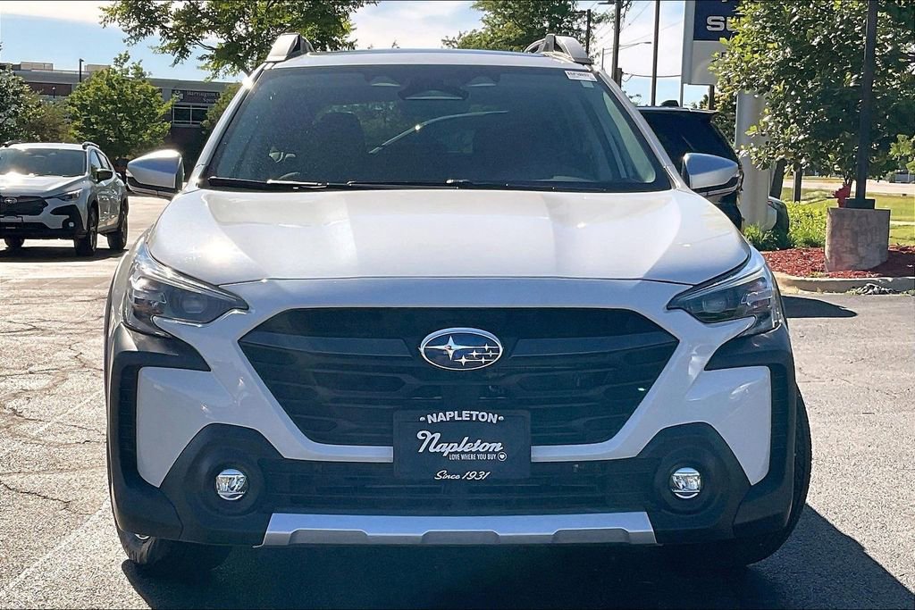 Used 2025 Subaru Outback Touring XT w/ Tech Package 3 AWD/4WD image 2