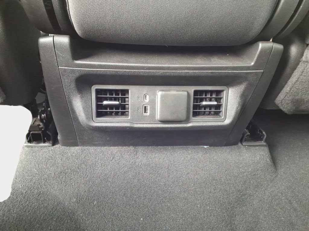 Used 2023 Chevrolet Silverado 1500 LT image 15