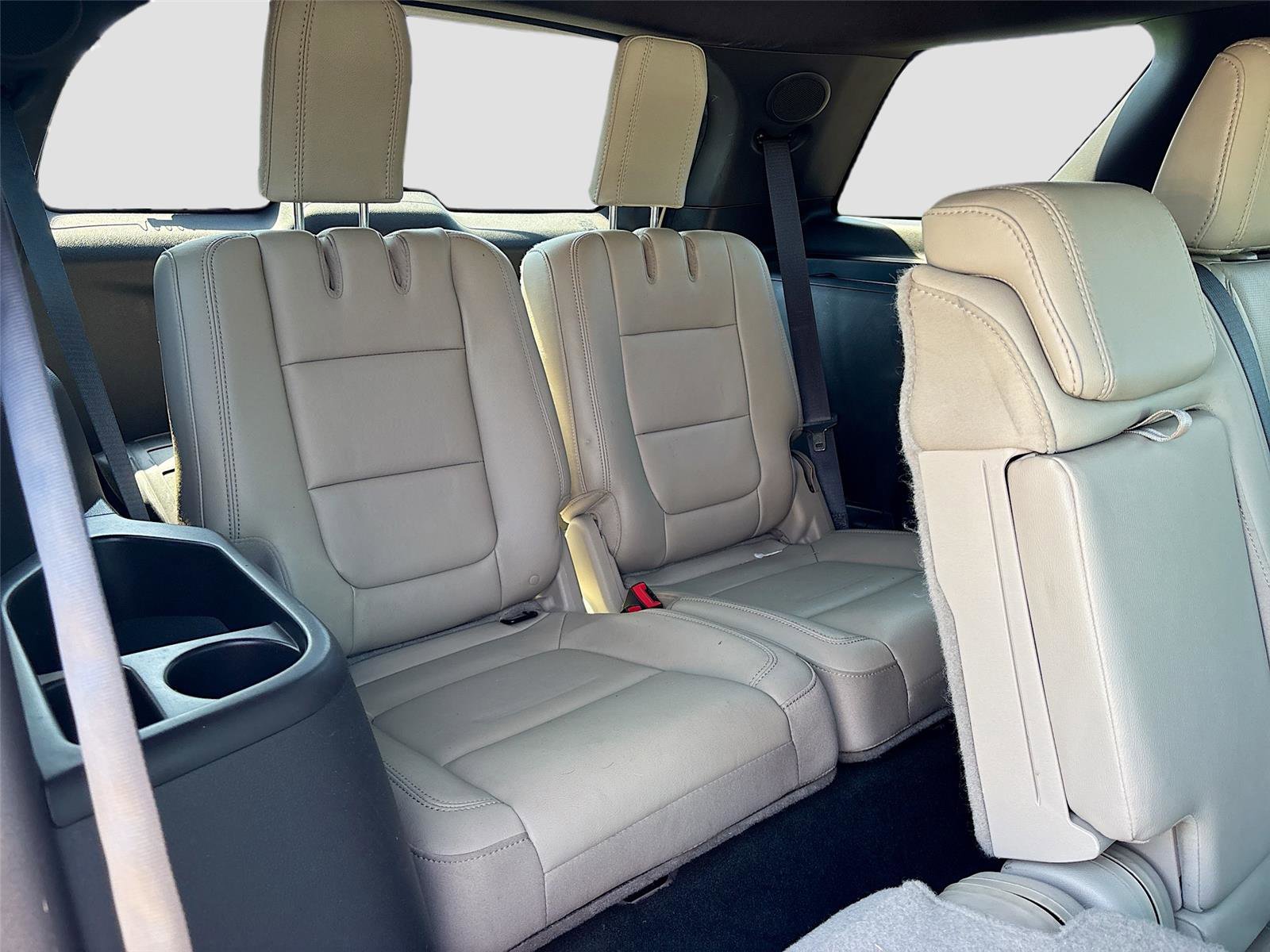 Used 2015 Ford Explorer Limited w/ Equipment Group 302A FWD image 27