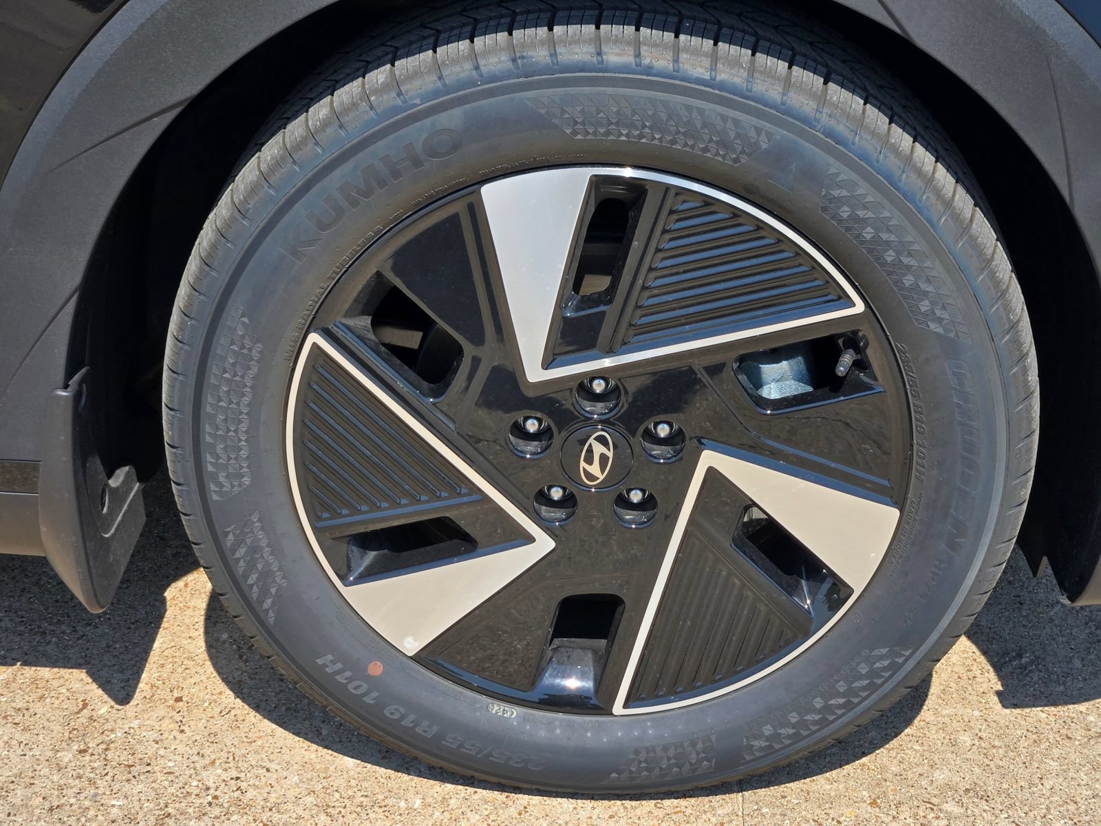 New 2026 Hyundai Ioniq 5 SEL RWD image 7