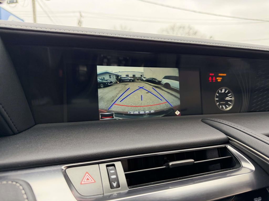 Used 2018 Lexus LC 500 Coupe image 25