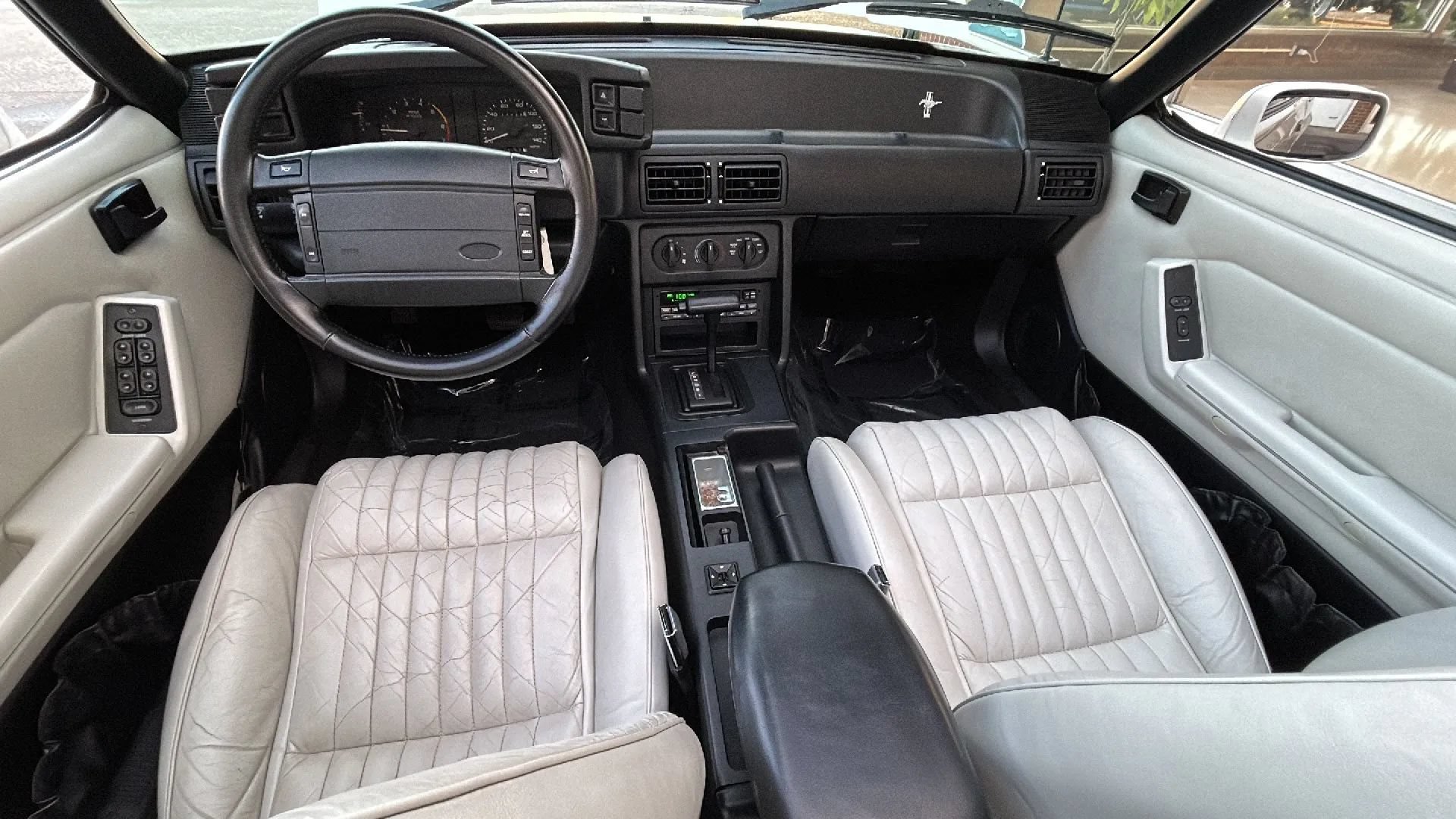 Used 1993 Ford Mustang LX RWD image 22