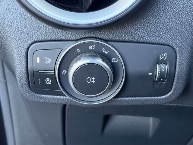 Used 2023 Alfa Romeo Stelvio Estrema AWD/4WD image 35