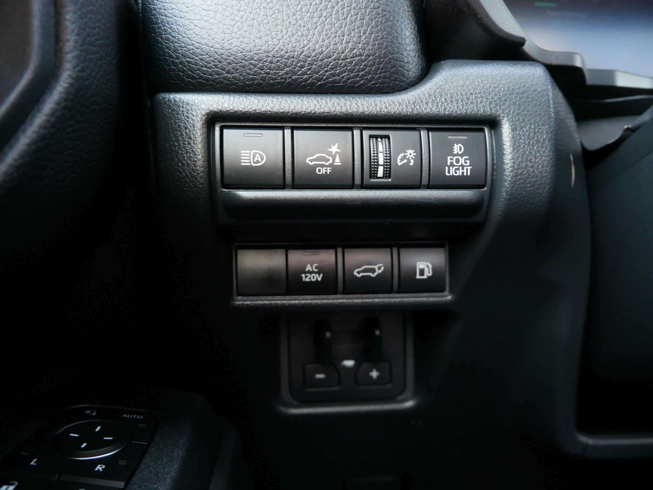 Used 2024 Toyota Land Cruiser w/ Premium Package image 26