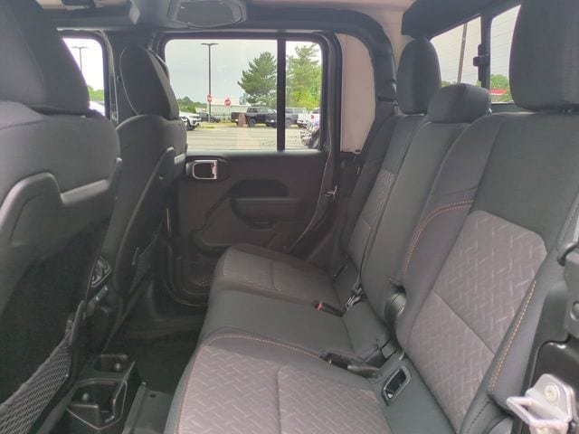 New 2026 Jeep Gladiator Mojave AWD/4WD image 14