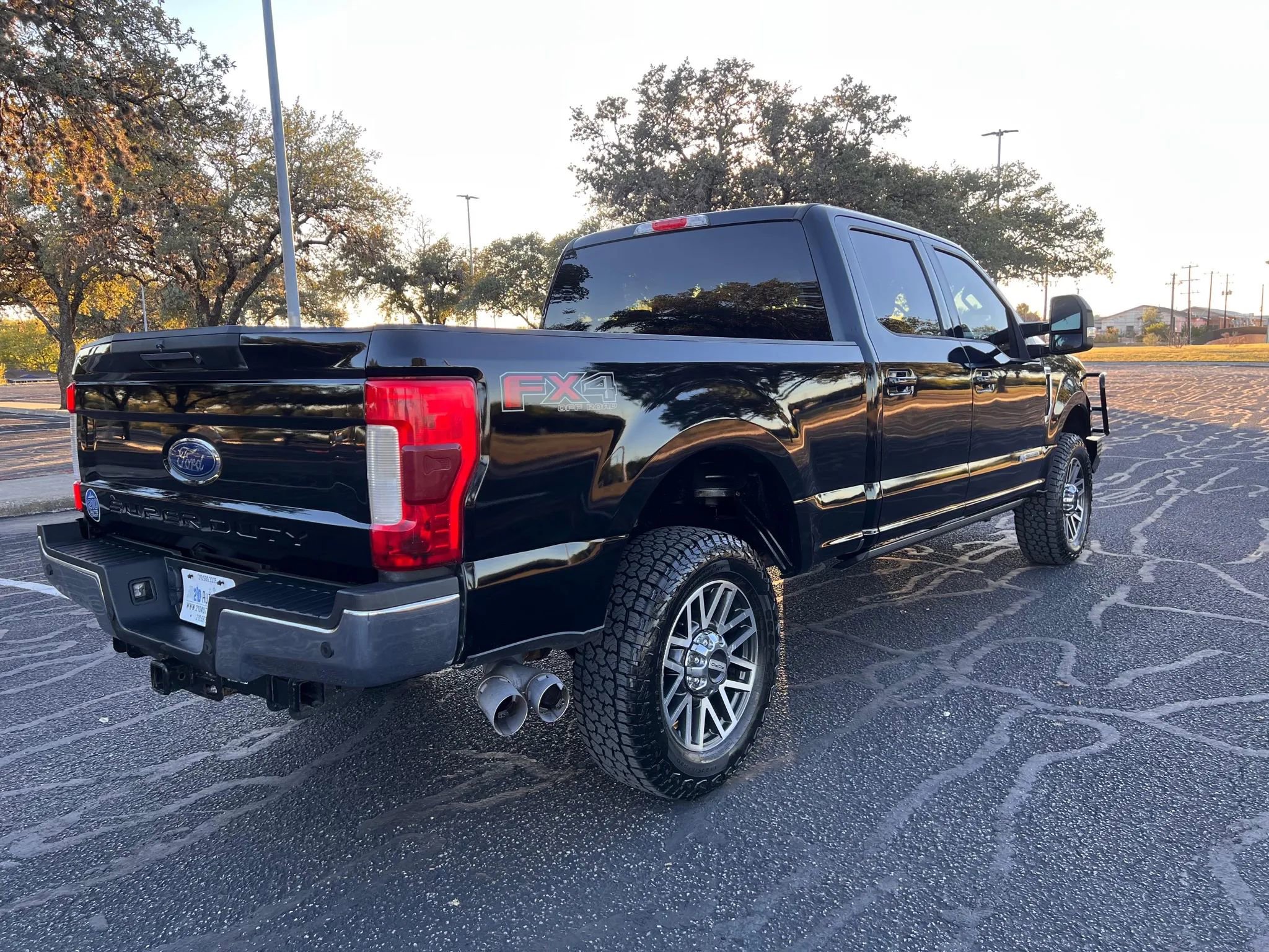 Used 2018 Ford F250 Lariat w/ Lariat Ultimate Package image 22