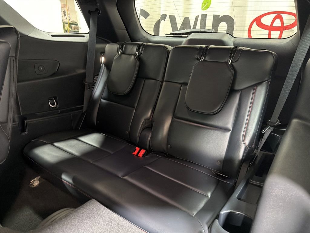 Used 2025 Ford Explorer ST image 22