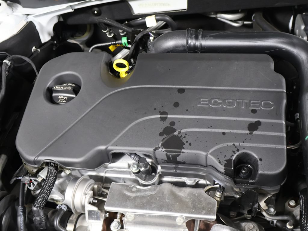 Used 2023 Chevrolet Malibu LS w/ Driver Confidence Package FWD image 14