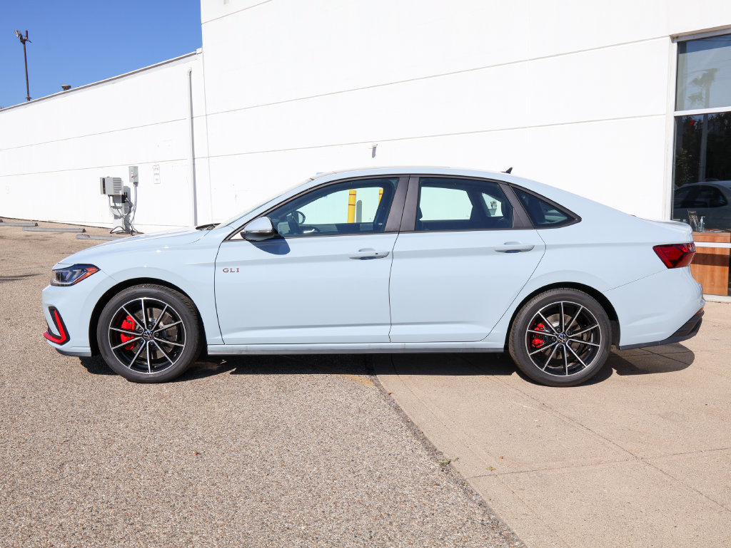 New 2027 Volkswagen Jetta GLI Autobahn FWD image 2