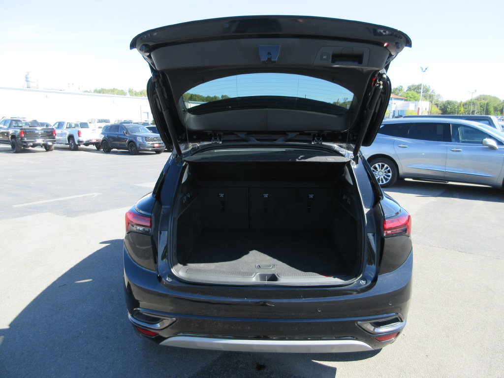Certified 2023 Buick Envision Preferred w/ Sport Touring Package AWD/4WD image 7