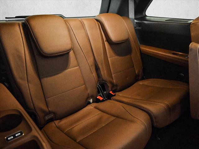 Used 2024 Mercedes-Benz GLS 450 4MATIC w/ AMG Line Exterior image 23