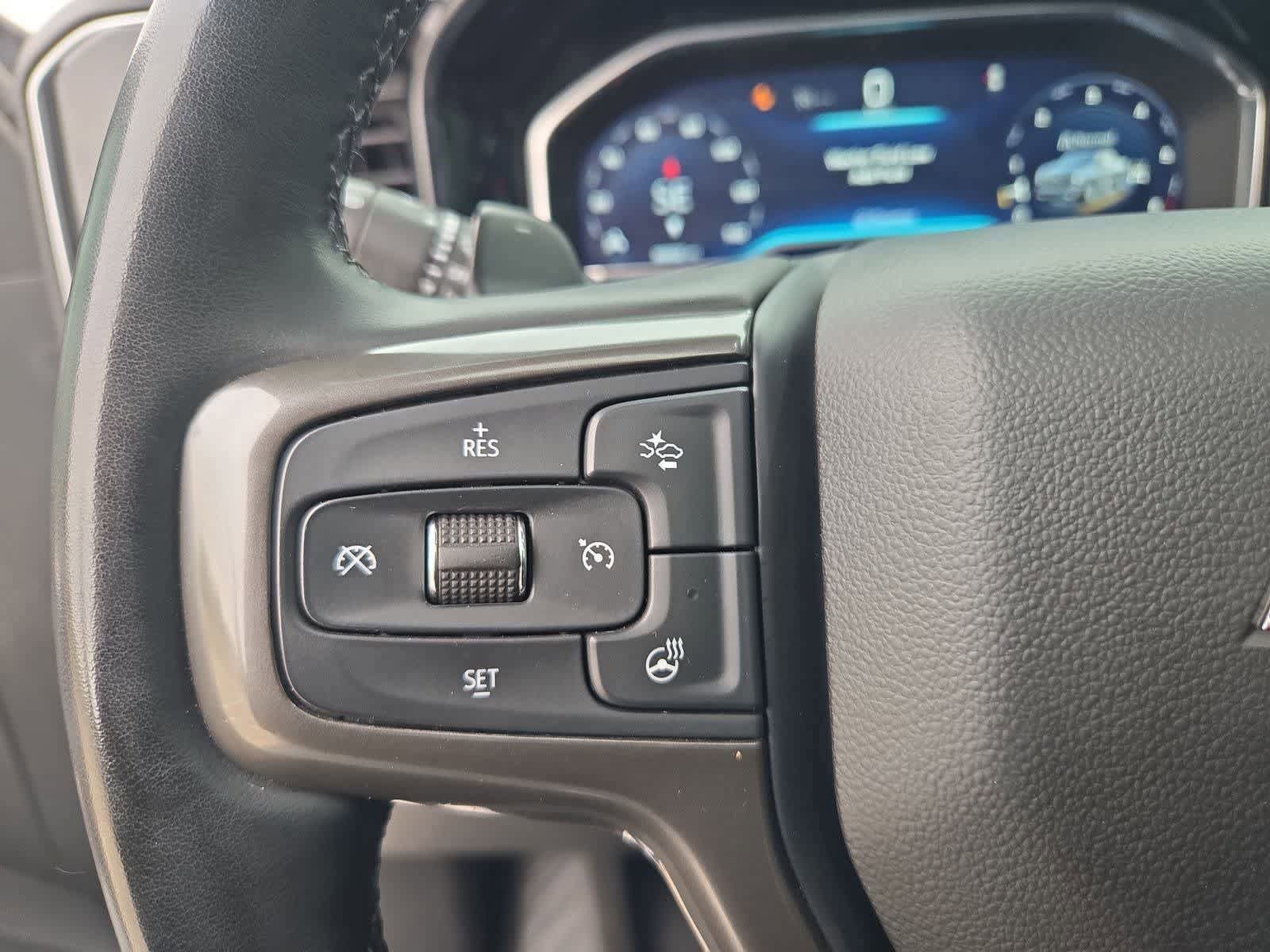 Used 2023 Chevrolet Silverado 1500 High Country w/ Technology Package AWD/4WD image 23