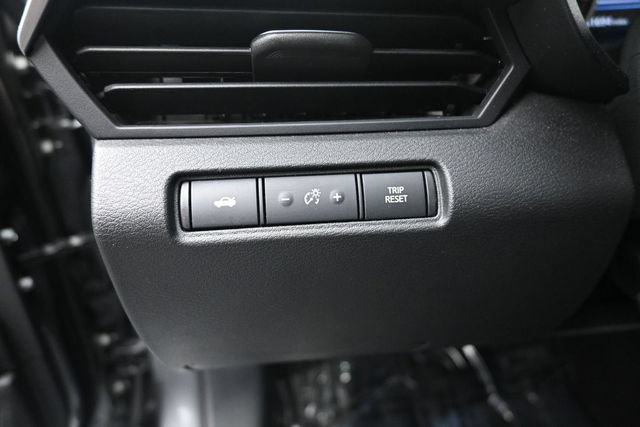 Used 2025 Nissan Altima 2.5 SV FWD image 16