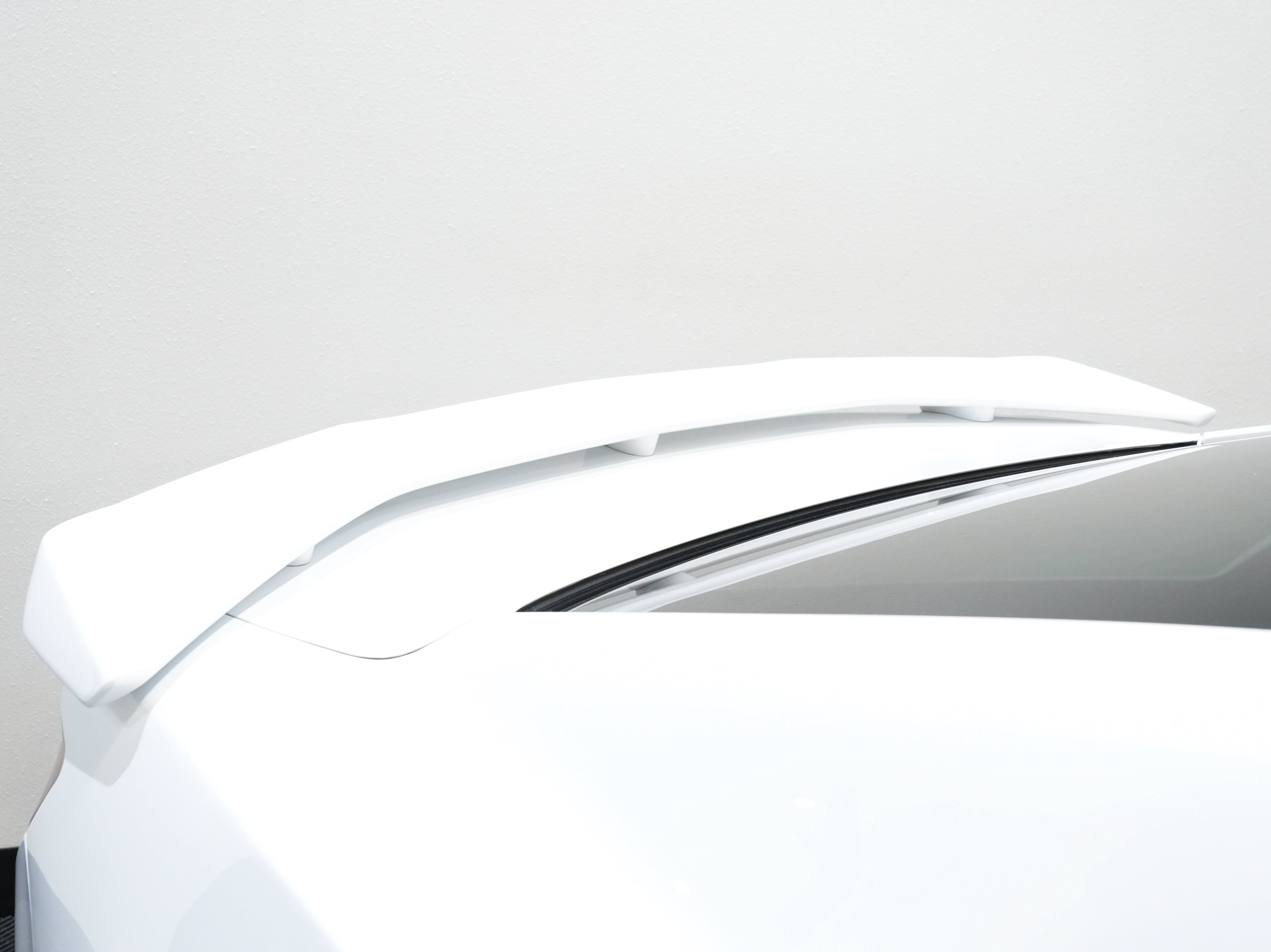 Used 2018 Chevrolet Camaro ZL1 RWD image 16