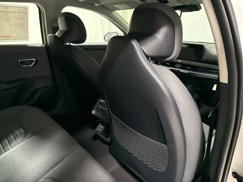 New 2025 Kia K4 EX image 11