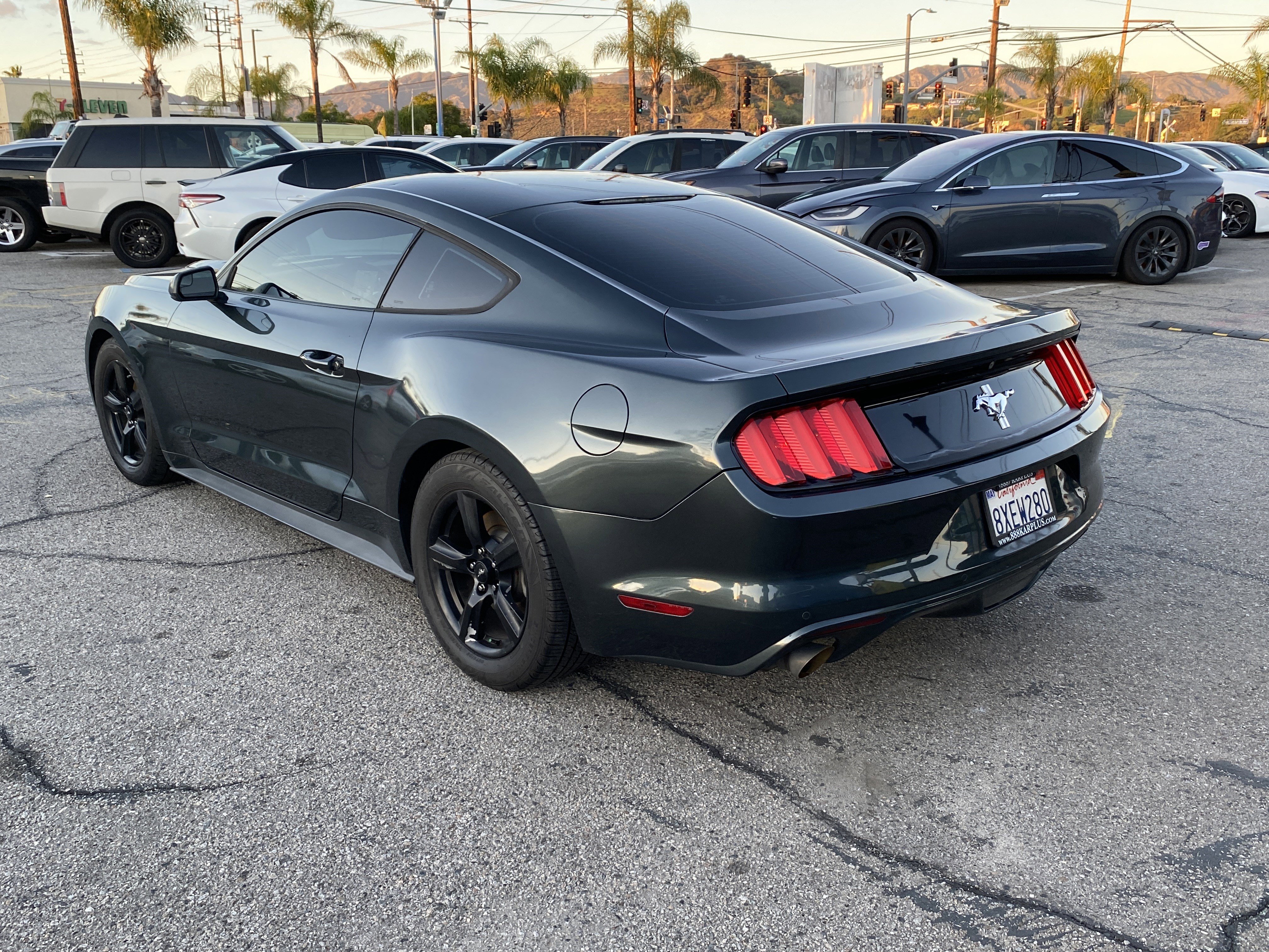 Used 2015 Ford Mustang Coupe image 9