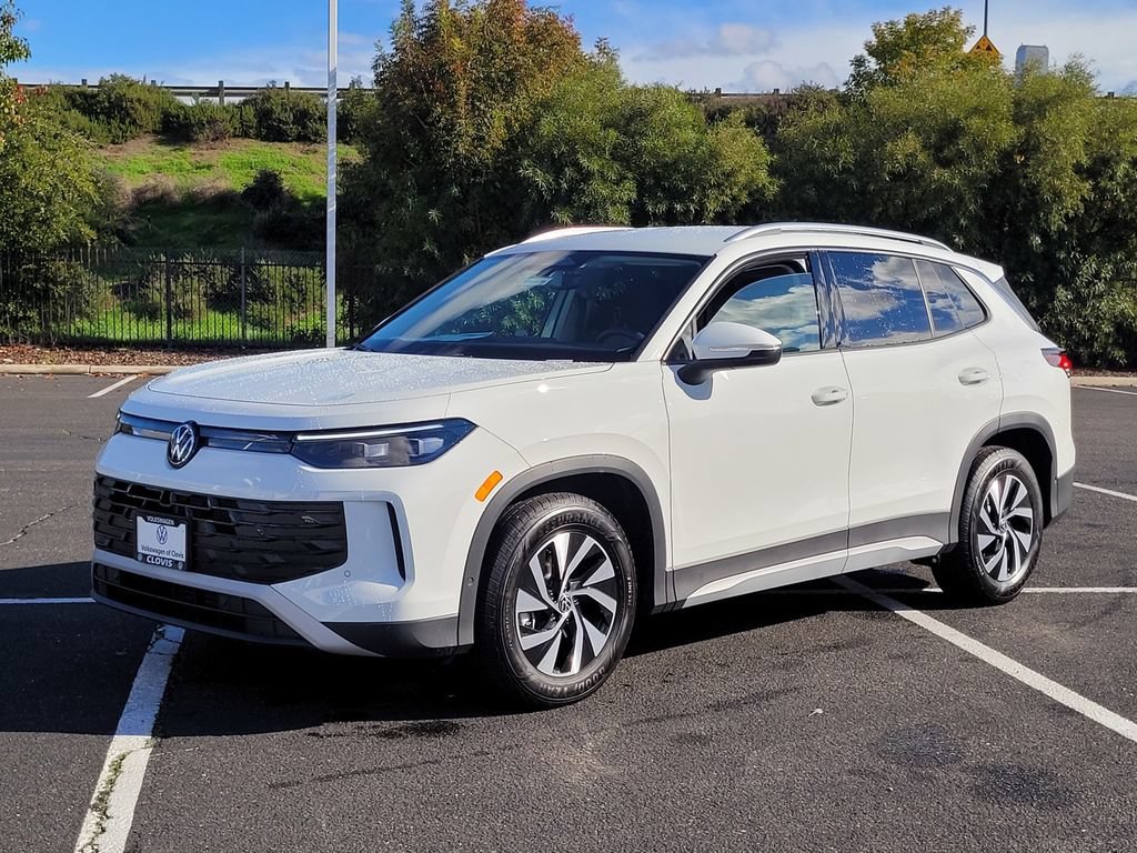 New 2026 Volkswagen Tiguan S FWD image 9