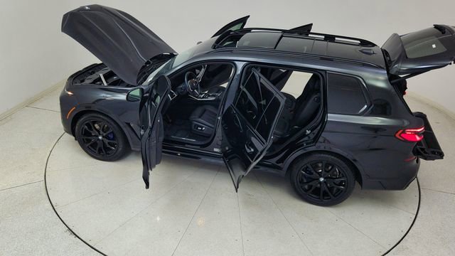 Used 2024 BMW X7 xDrive40i w/ M Sport Package image 94