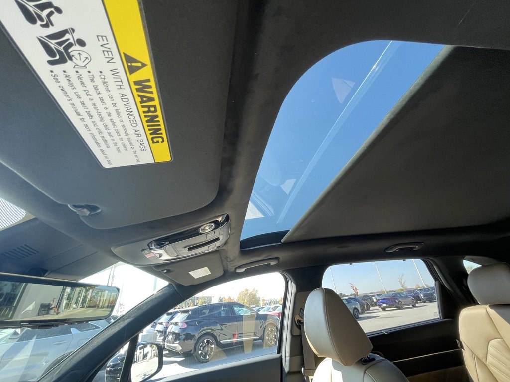 New 2026 Kia Sorento SX Prestige w/ Olive Brown Leather Package image 24