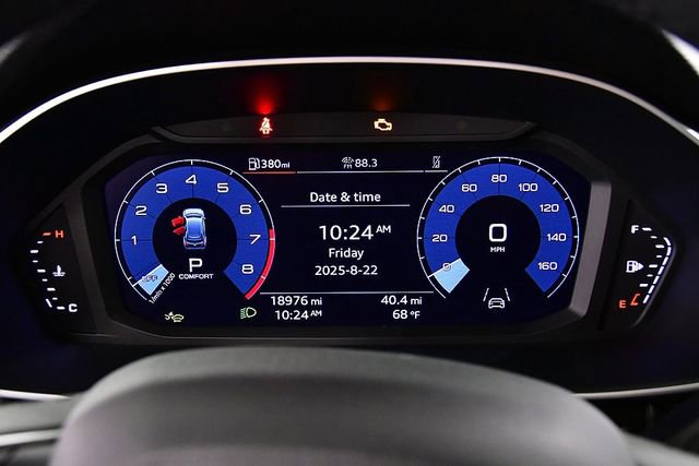 Used 2025 Audi Q3 2.0T Premium image 16