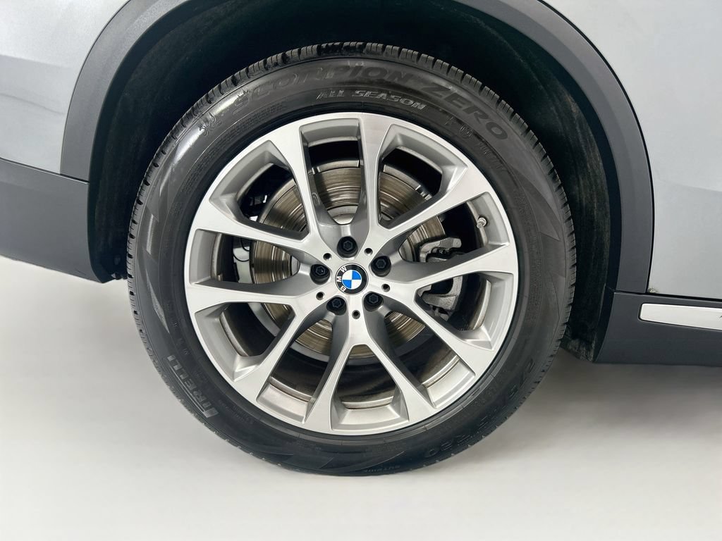 Certified 2026 BMW X5 xDrive50e w/ Climate Comfort Package AWD/4WD image 32