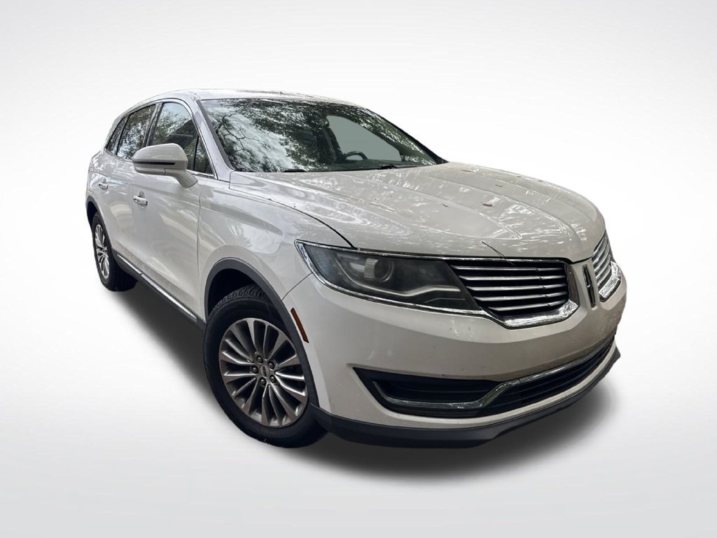 Used 2017 Lincoln MKX Select AWD/4WD image 3