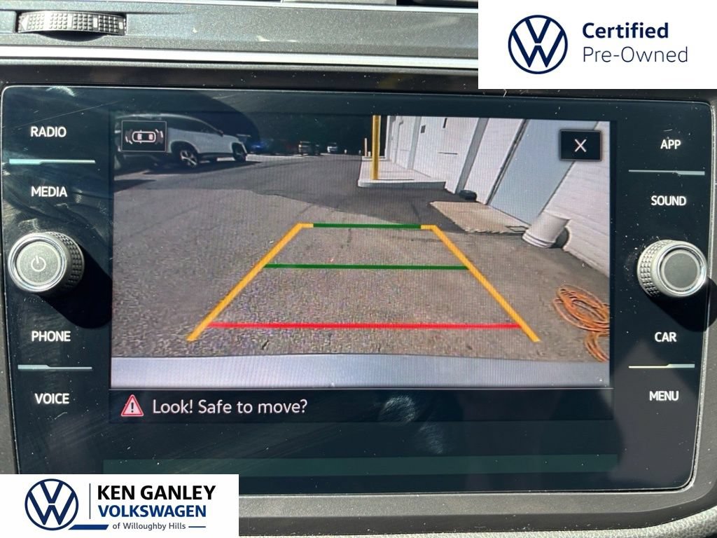 Certified 2024 Volkswagen Tiguan SE R-Line FWD image 24