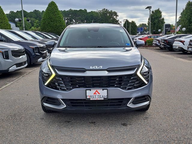 Used 2025 Kia Sportage EX FWD image 3