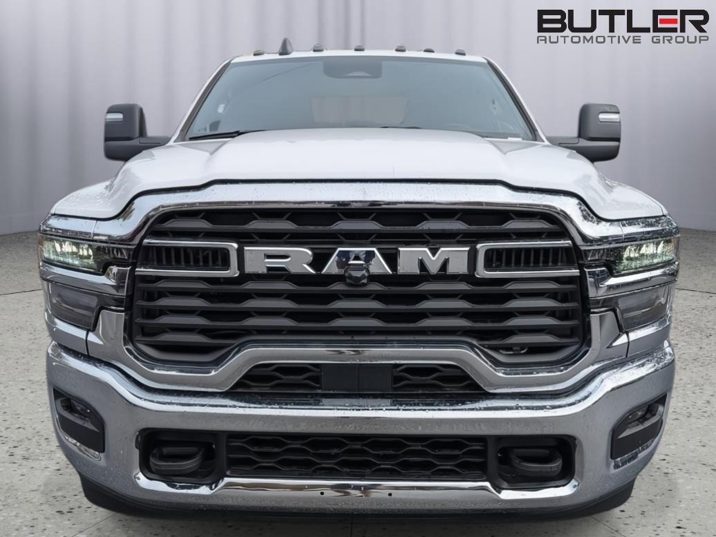 New 2026 RAM 3500 Tradesman w/ Chrome Appearance Group AWD/4WD image 9